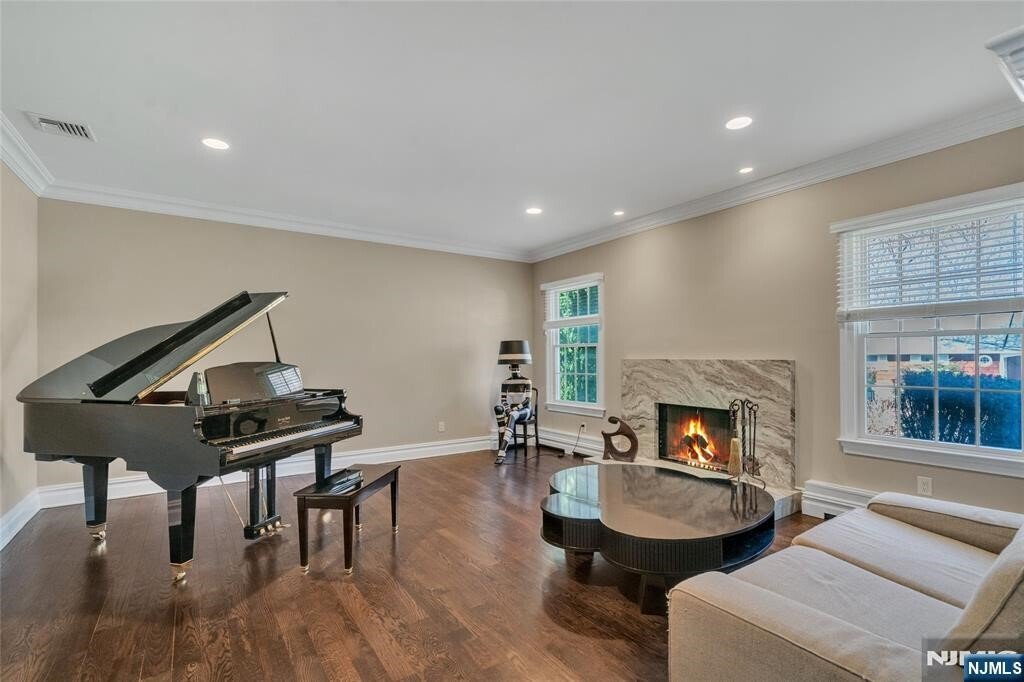 House in Wyckoff, New Jersey, United States 3 - 15402276