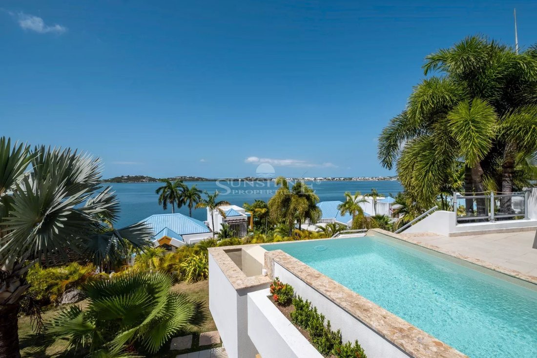 Villa in Simpson Bay, Sint Maarten 1 - 15432382