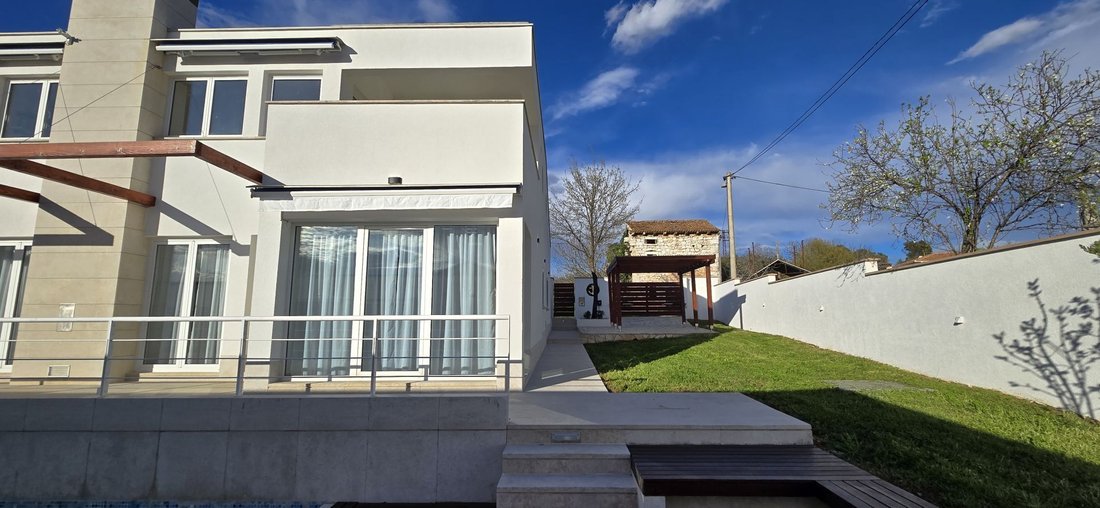 Villa in Porec, Istria County, Croatia 5 - 15431485