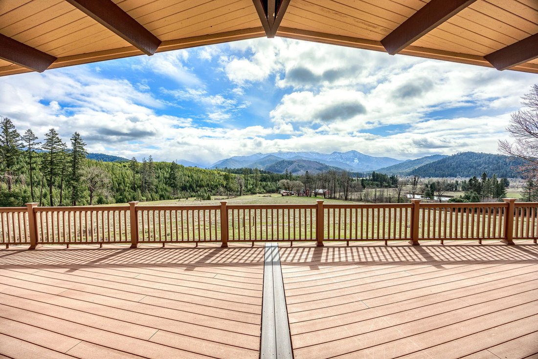 House in Cave Junction, Oregon, United States 2 - 15433036
