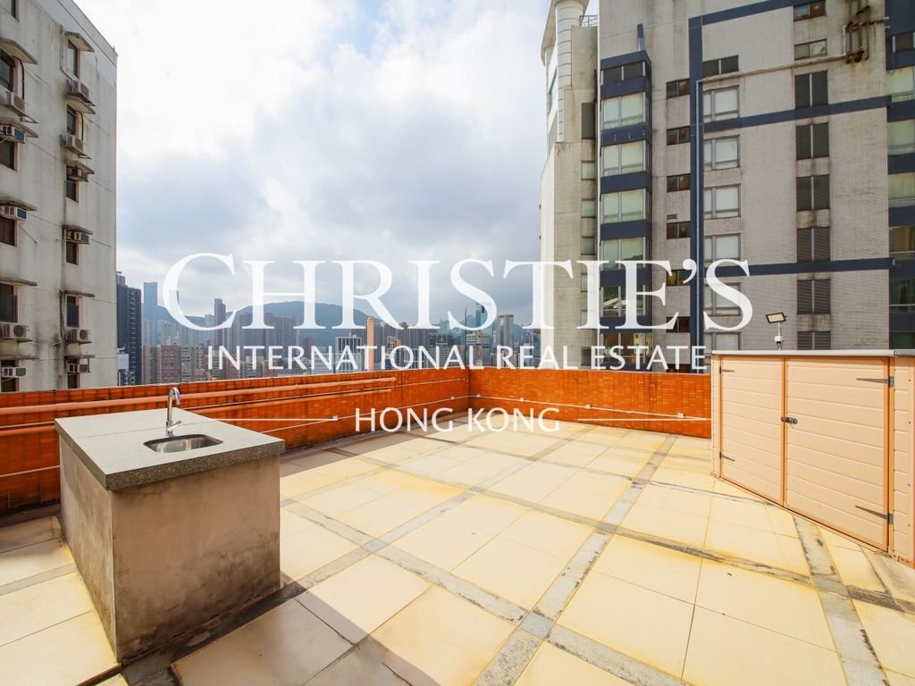 Apartment in Hong Kong, Hong Kong 2 - 15436050