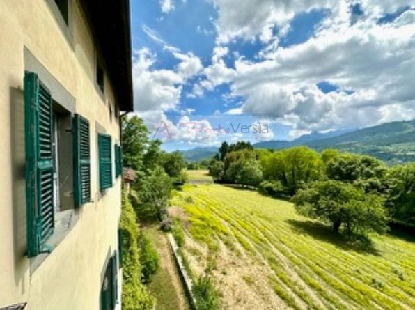 Villa in Castiglione di Garfagnana, Tuscany, Italy 2 - 15432485