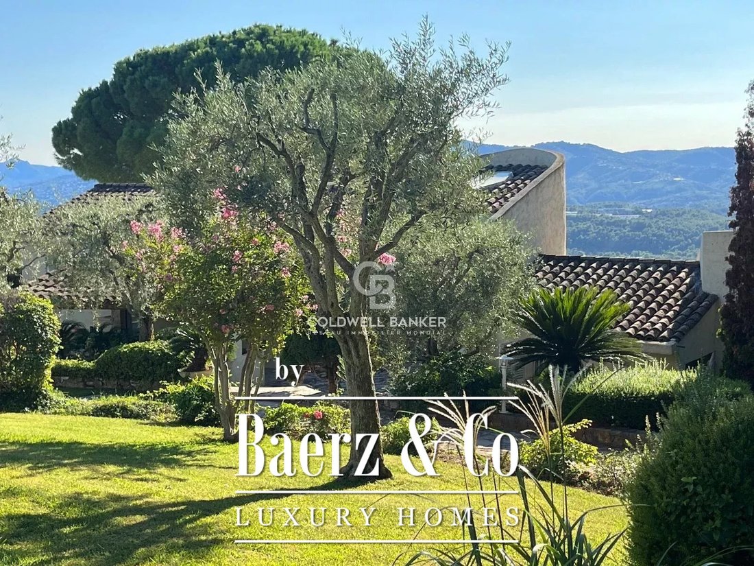 Villa in Mougins, Provence-Alpes-Côte d'Azur, France 2 - 15432658