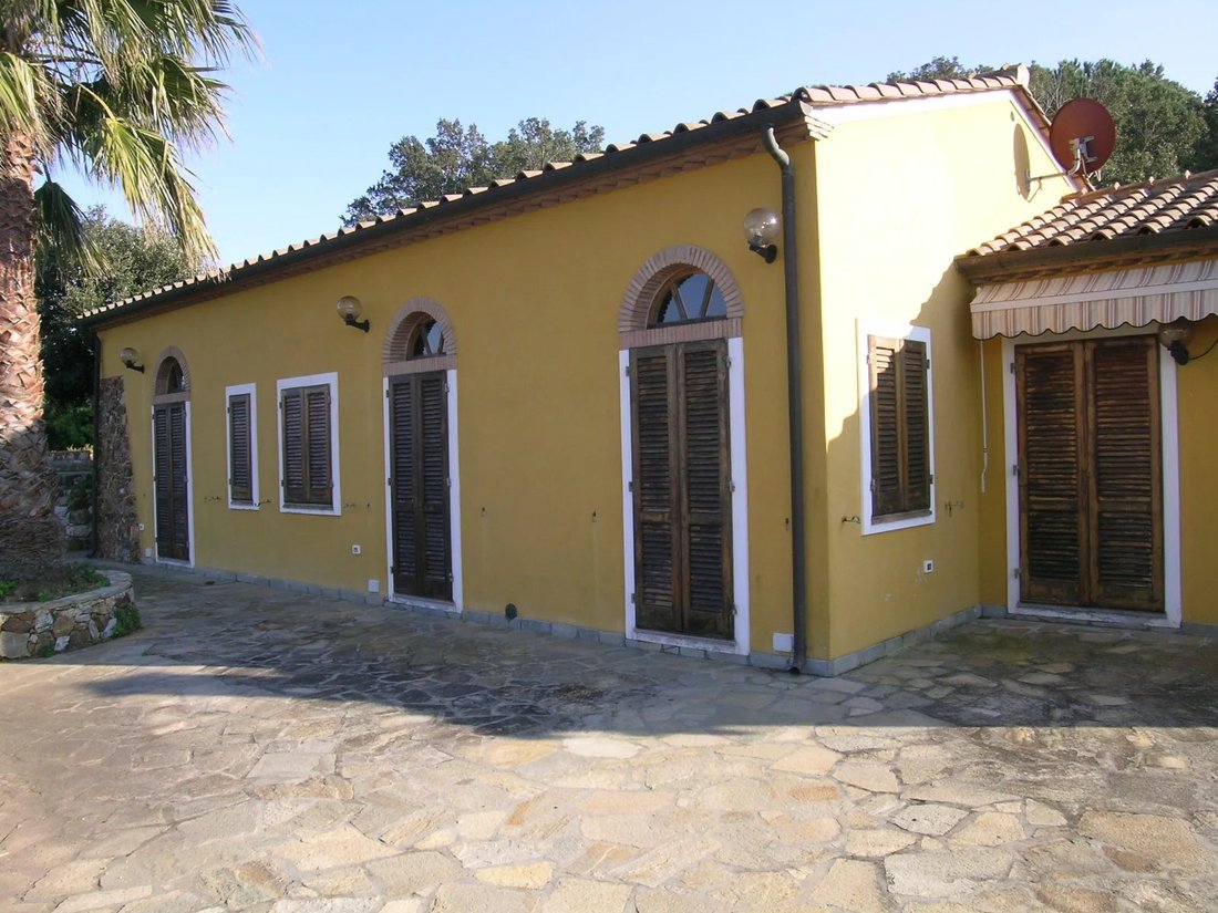 Villa in Capoliveri, Tuscany, Italy 1 - 15432299