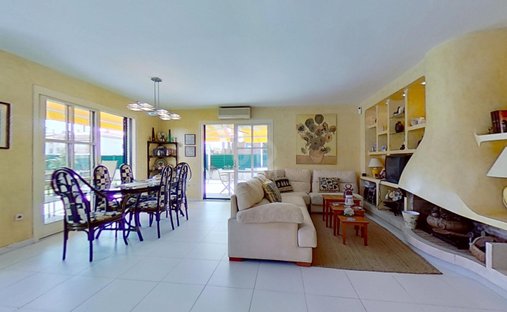 Castle for Sale in Creixell, Catalonia, Spain