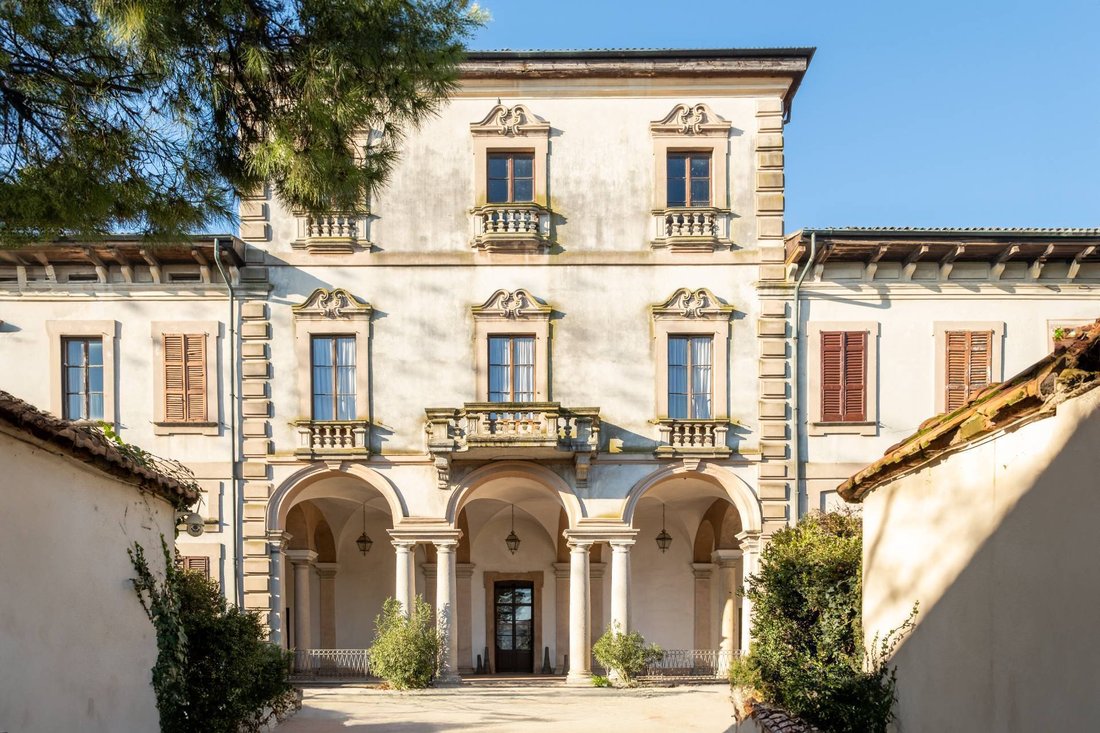 Villa in Vittuone, Lombardy, Italy 2 - 14942276