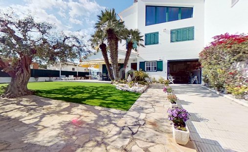 Castle for Sale in Creixell, Catalonia, Spain