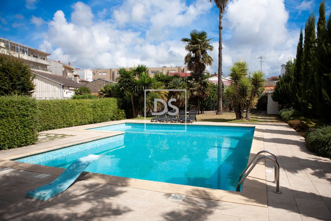 Villa in Rio Tinto, Distrikt Porto, Portugal 4 - 15436170