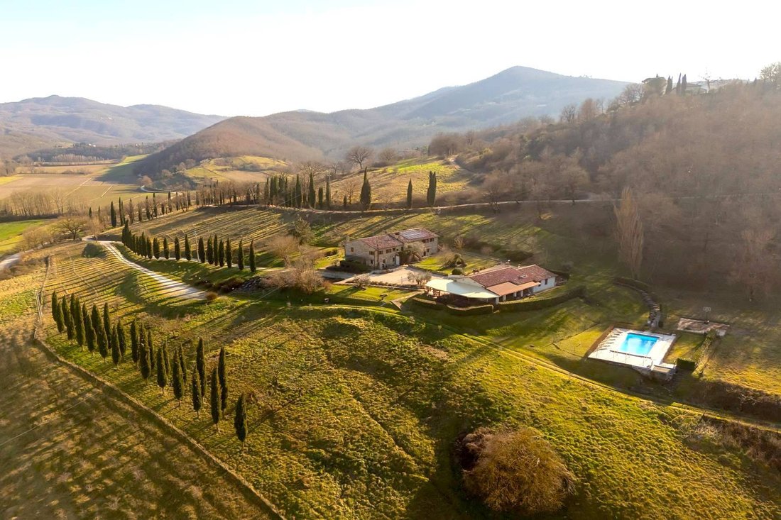 House in Umbertide, Umbria, Italy 1 - 15435896