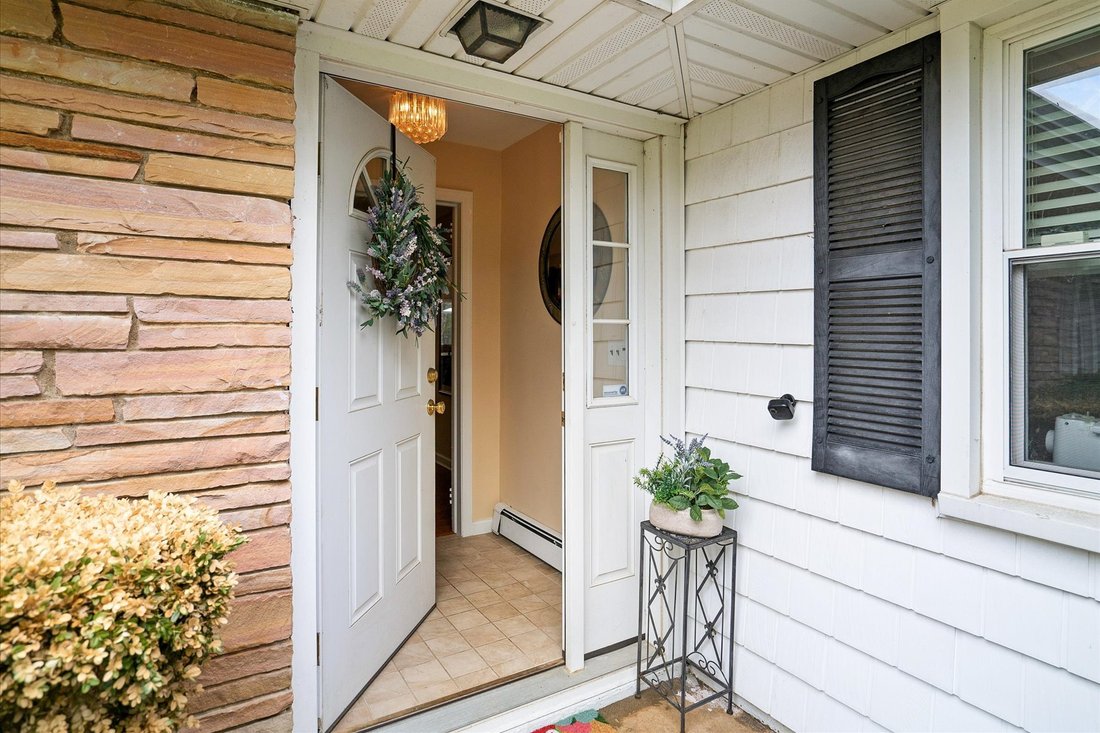 House in North Middletown, New Jersey, United States 4 - 15437820