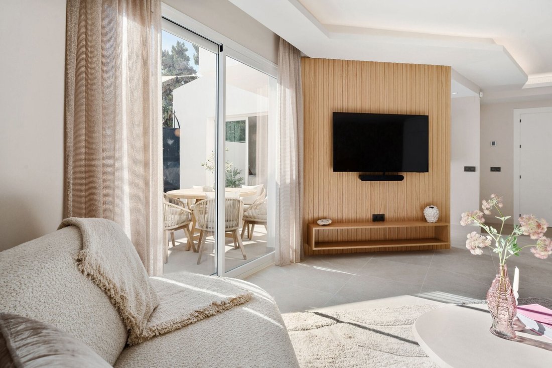 Townhouse in Nueva Andalucia, Marbella, Spain 5 - 15437395