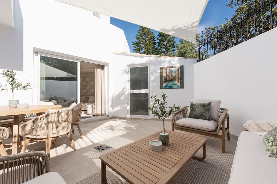 Townhouse in Nueva Andalucia, Marbella, Spain 3 - 15437395