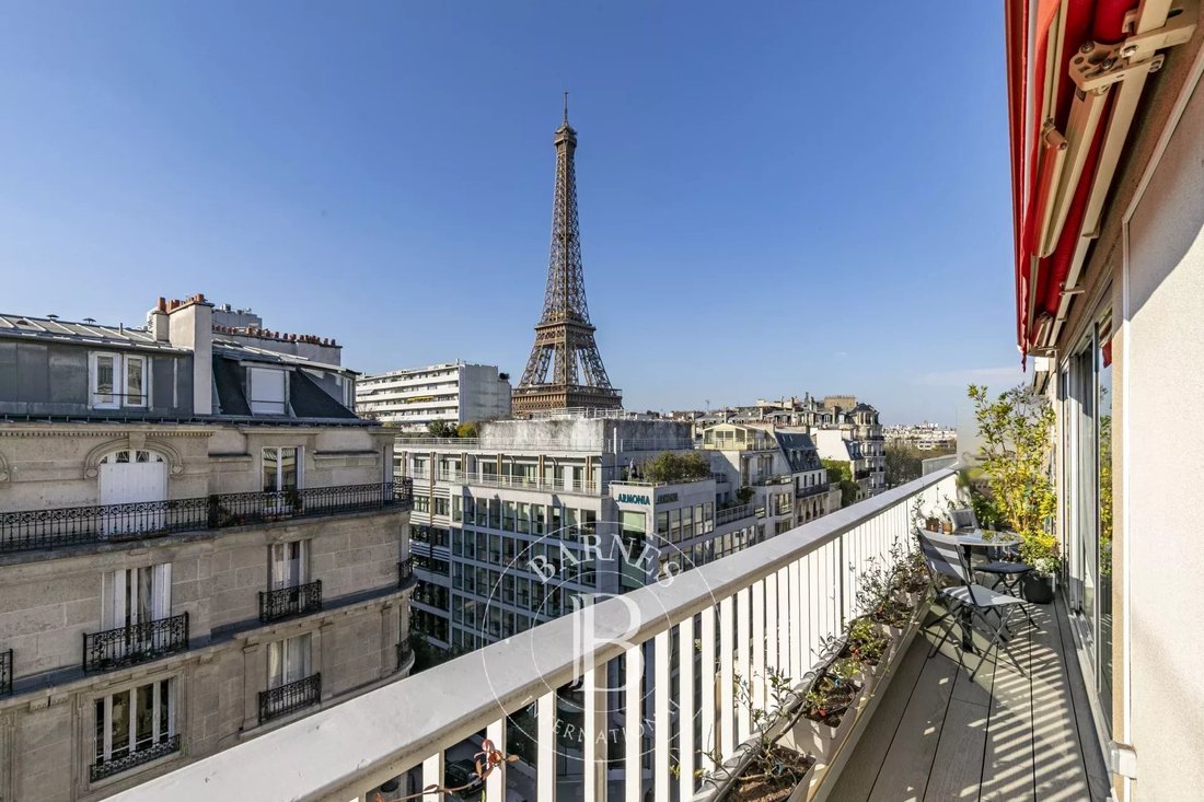 Apartment in Dupleix-Motte Picquet, Paris 15e Arrondissement, Paris 3 - 15437171