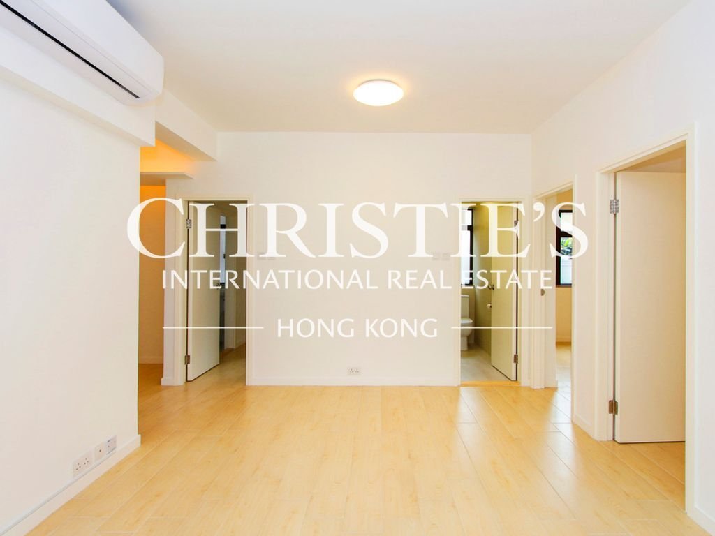 Apartment in Hong Kong, Hong Kong 2 - 15437624