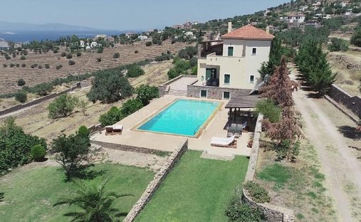 House in Aegina, Attica, Greece 1