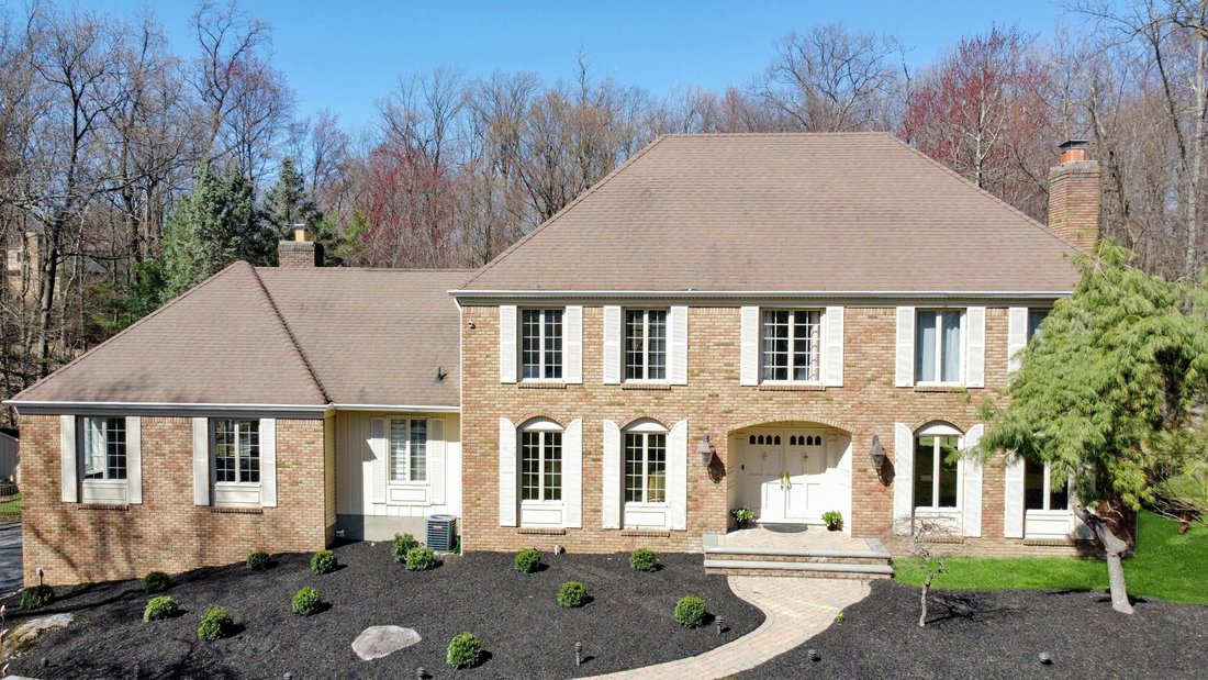 House in Franklin Lakes, New Jersey, United States 1 - 15438055