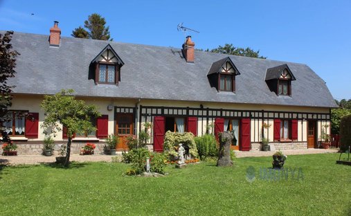 Castle for Sale in Saint-Valery-en-Caux, Normandy, France
