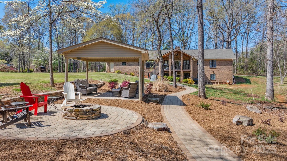 House in Denver, North Carolina, United States 1 - 15438042