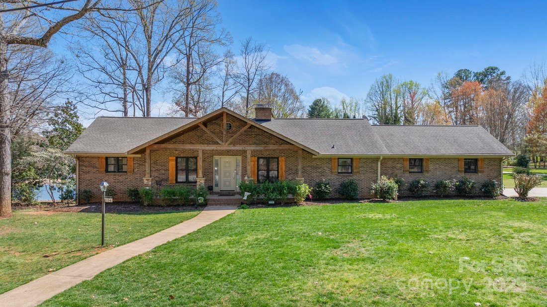 House in Denver, North Carolina, United States 5 - 15438042