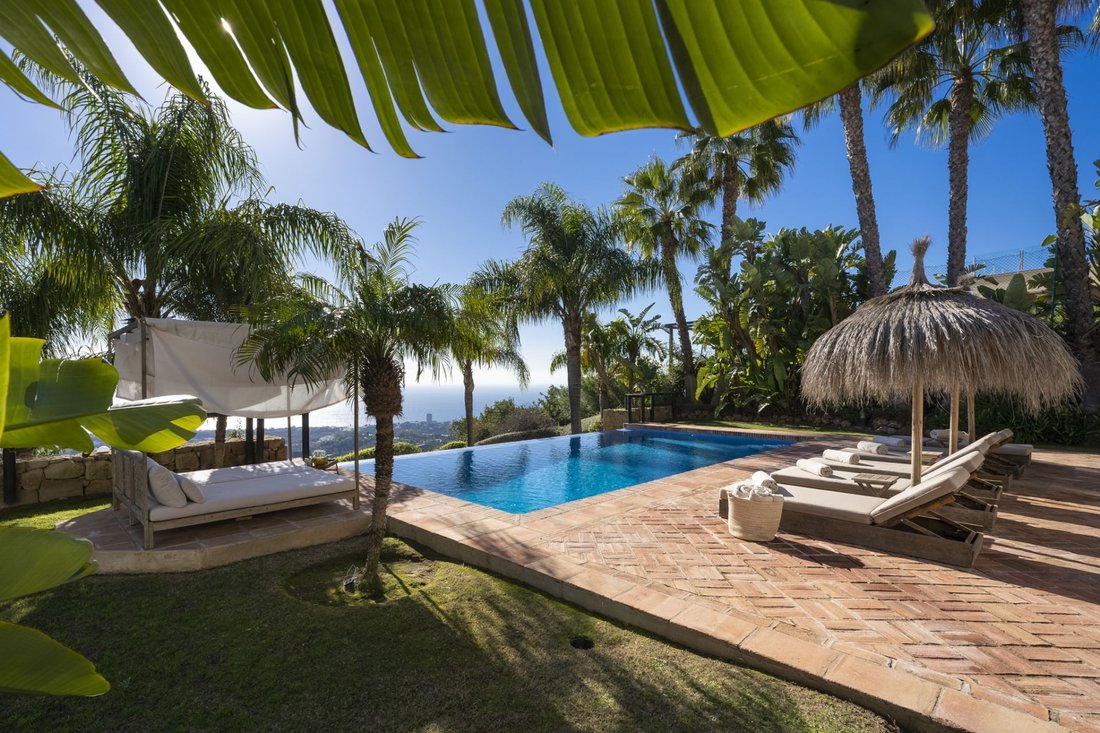 Villa in Marbella, Andalusia, Spain 1 - 15438766