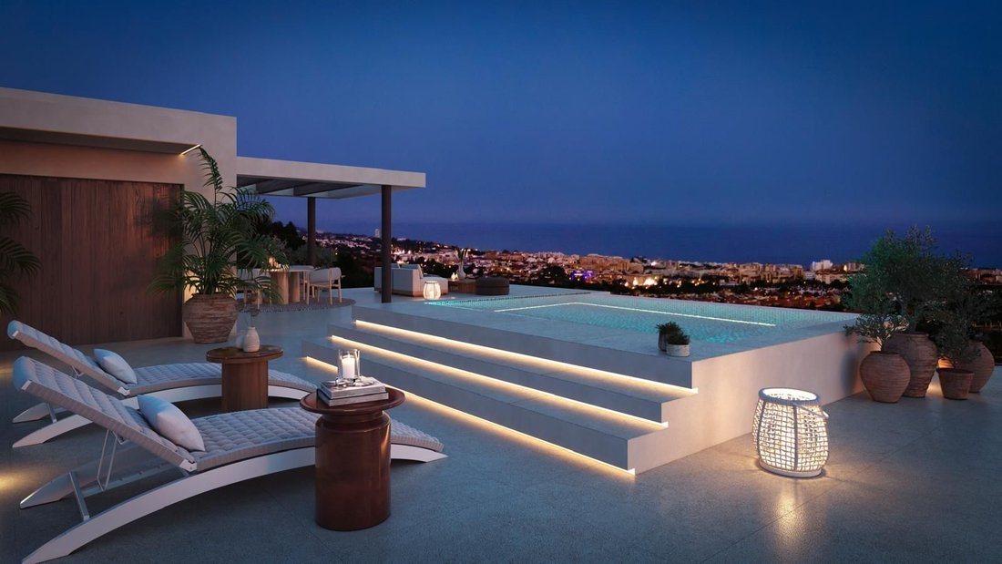 Villa in Sierra Blanca, Marbella, Spain 2 - 15440760