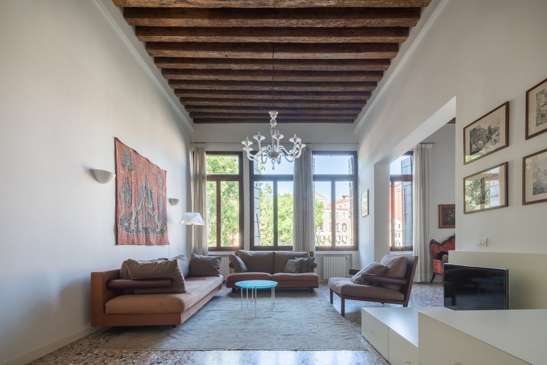 Apartment in Saint Paul, Venice, Italy 1 - 15443151