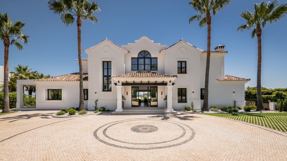 Villa in Nueva Andalucia, Marbella, Spain 2 - 15441922