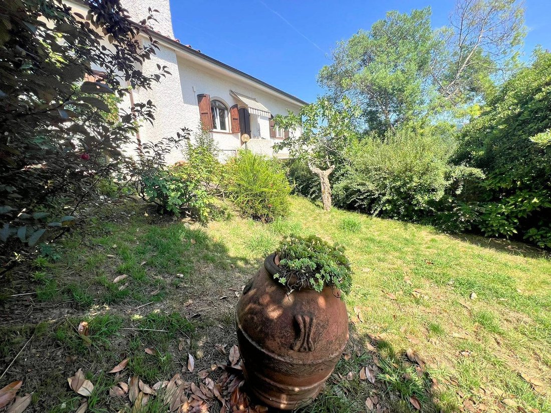 Apartment in Capezzano Pianore, Camaiore, Tuscany 4 - 15440297