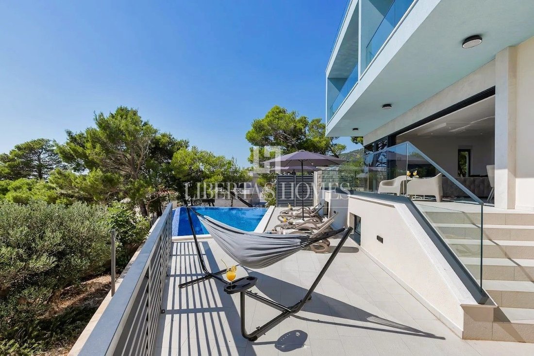 Villa in Makarska, Split-Dalmatia County, Croatia 2 - 15441618