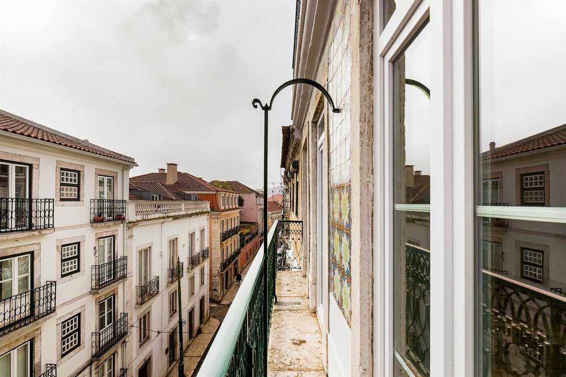 Apartment in Misericordia, Lisbon, Portugal 2 - 13768066