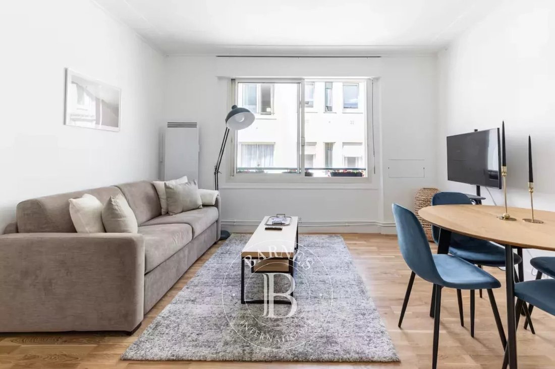 Apartment in Triangle d'Or, Paris 8e Arrondissement, Paris 4 - 15438943