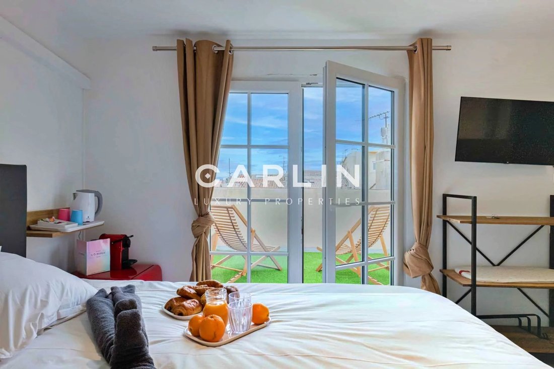 Saint-Tropez, Provence-Alpes-Côte d'Azur, France 5 - 15440318