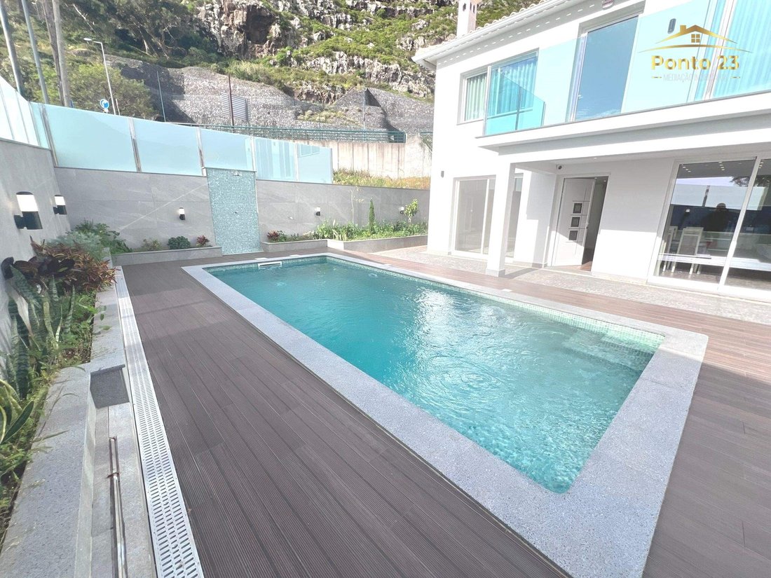 Villa in Machico, Madeira, Portugal 4 - 13994318