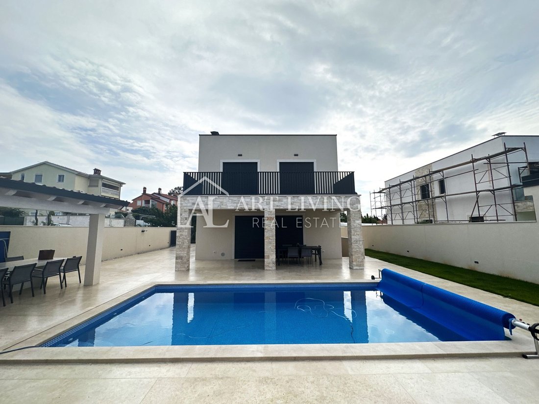 House in Umag, Istria County, Croatia 4 - 14381298