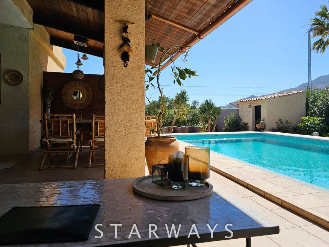 Chalet in l'Alfas del Pi, Valencian Community, Spain 2 - 15440768