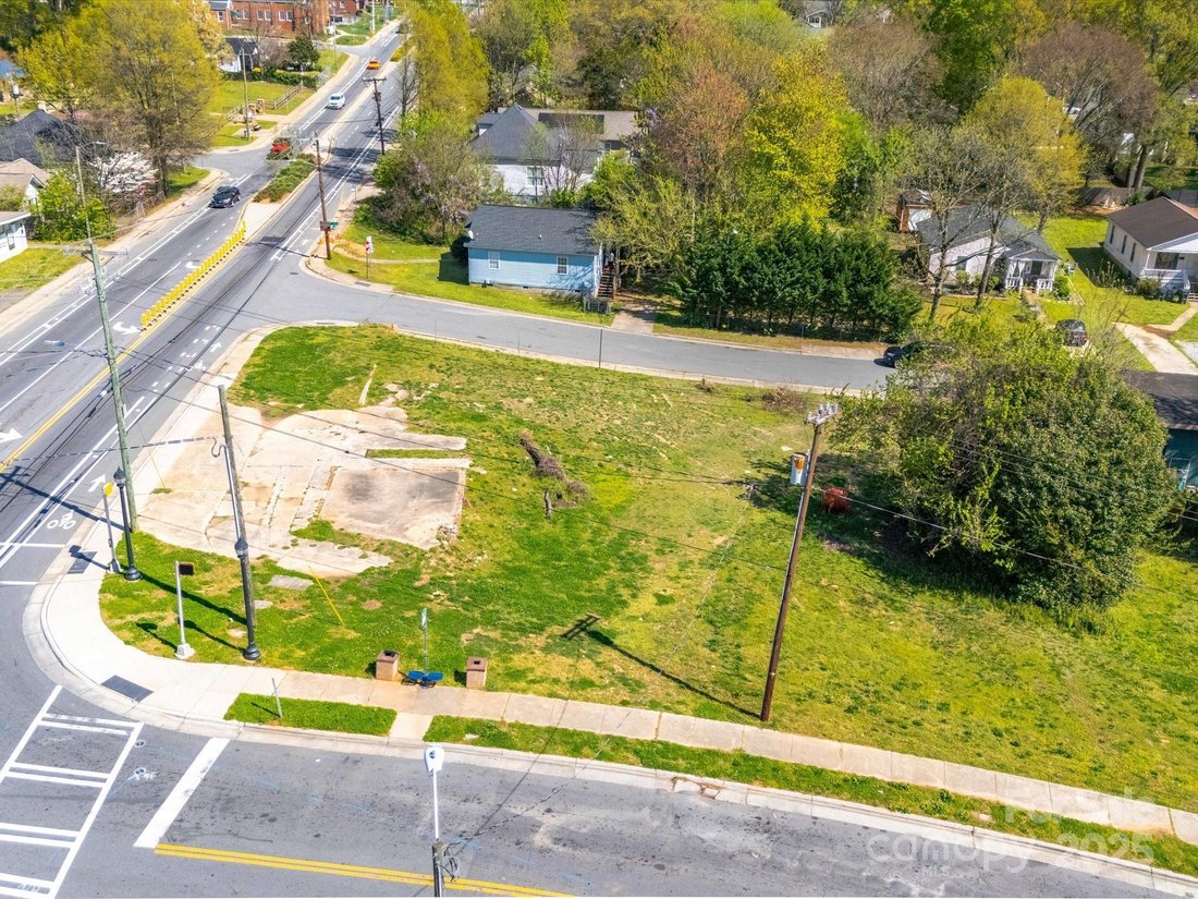 Land in Charlotte, North Carolina, United States 2 - 15439835