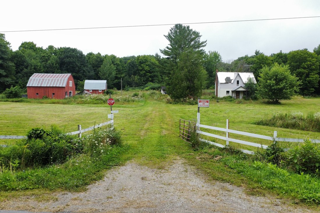Farm Ranch in Gravenhurst, Ontario, Canada 1 - 15440692