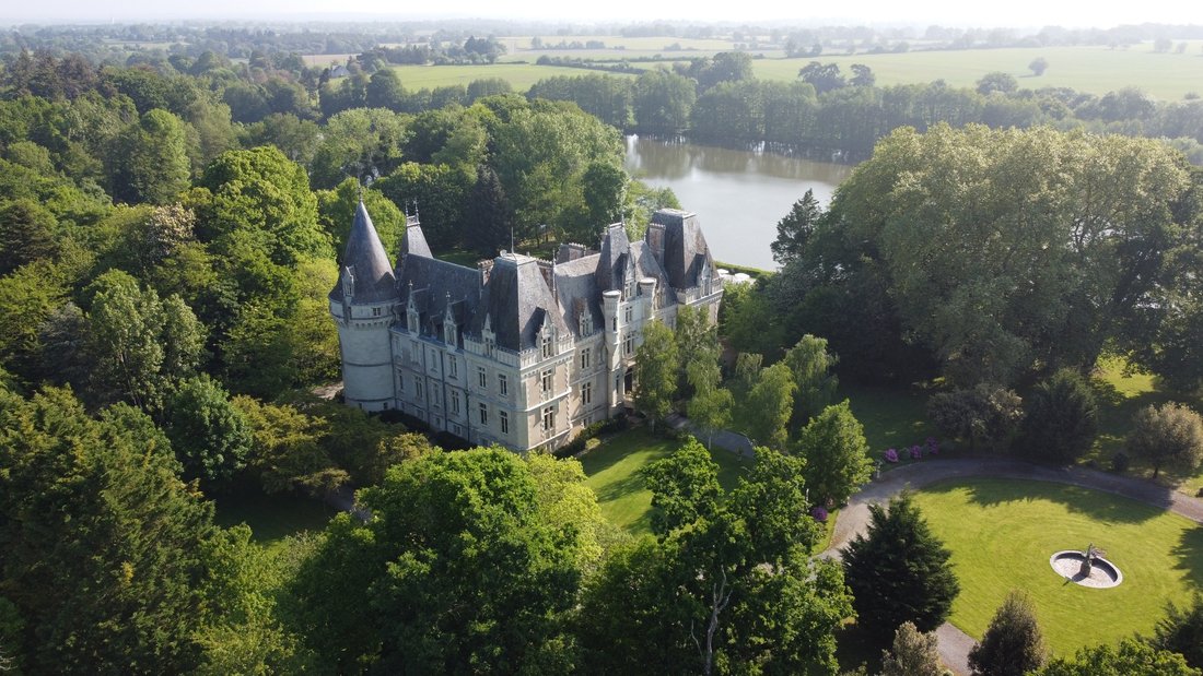 Château à Grez-Neuville, Pays de la Loire, France 1 - 15441728