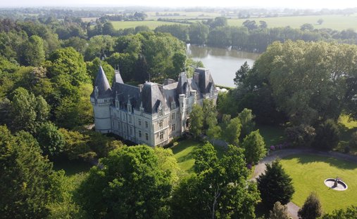 Castle in Grez-Neuville, Pays de la Loire, France 1
