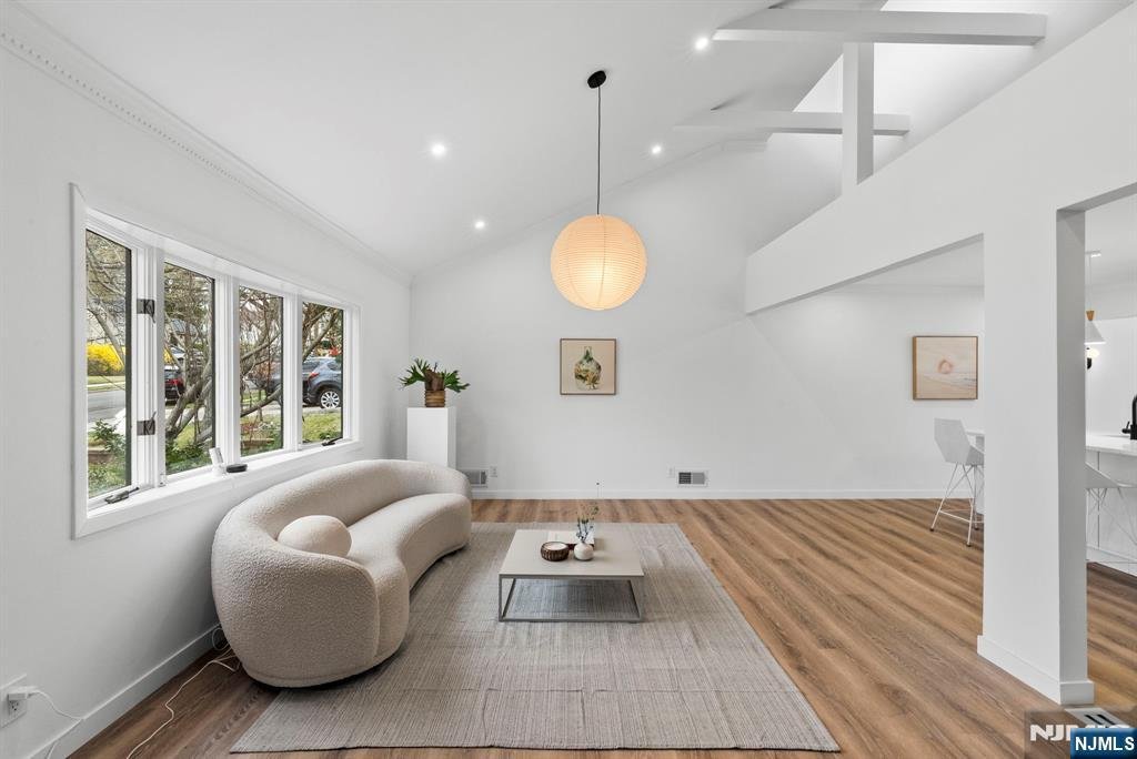 House in Paramus, New Jersey, United States 5 - 15439407