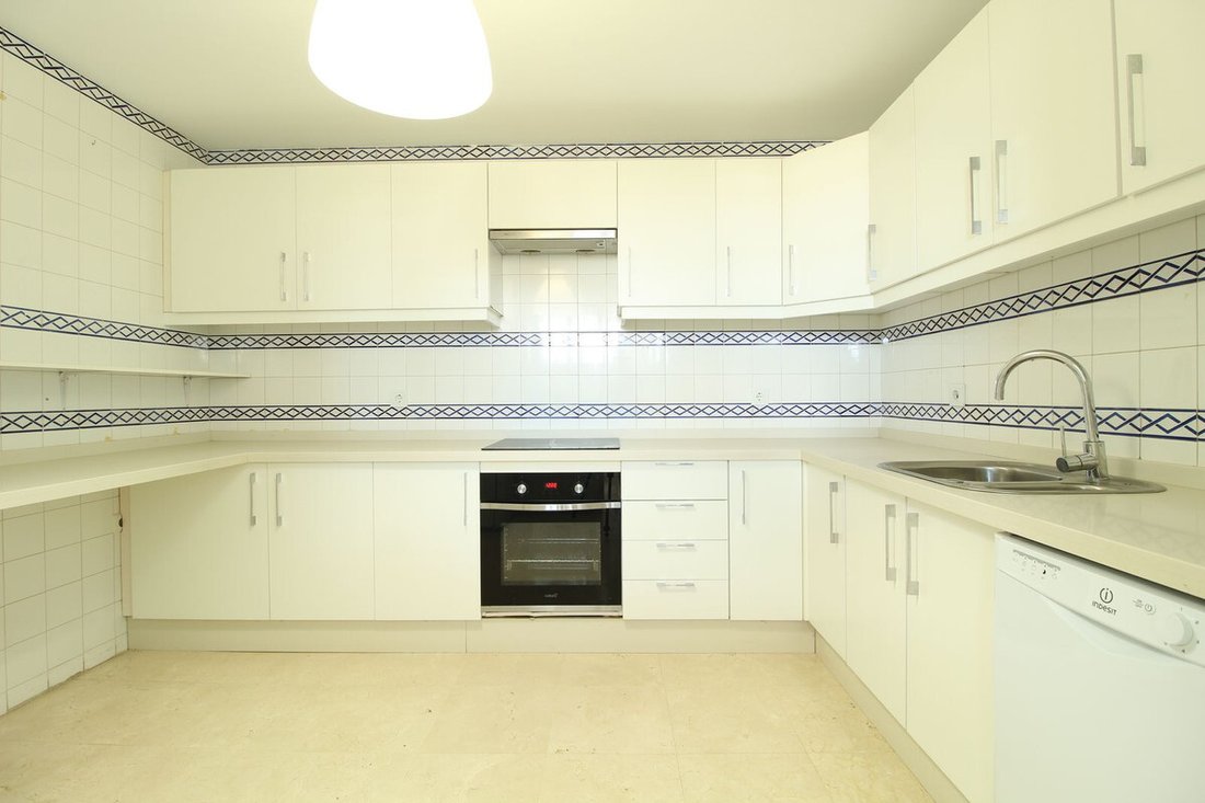 Apartment in Marbella, Andalusia, Spain 4 - 15438578