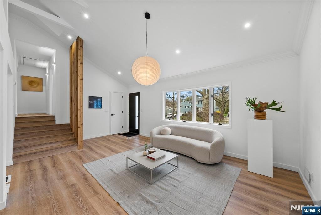 House in Paramus, New Jersey, United States 4 - 15439407