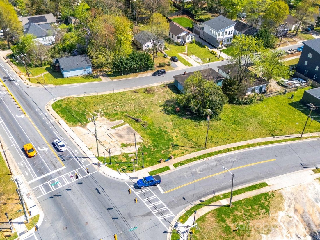 Land in Charlotte, North Carolina, United States 4 - 15439835