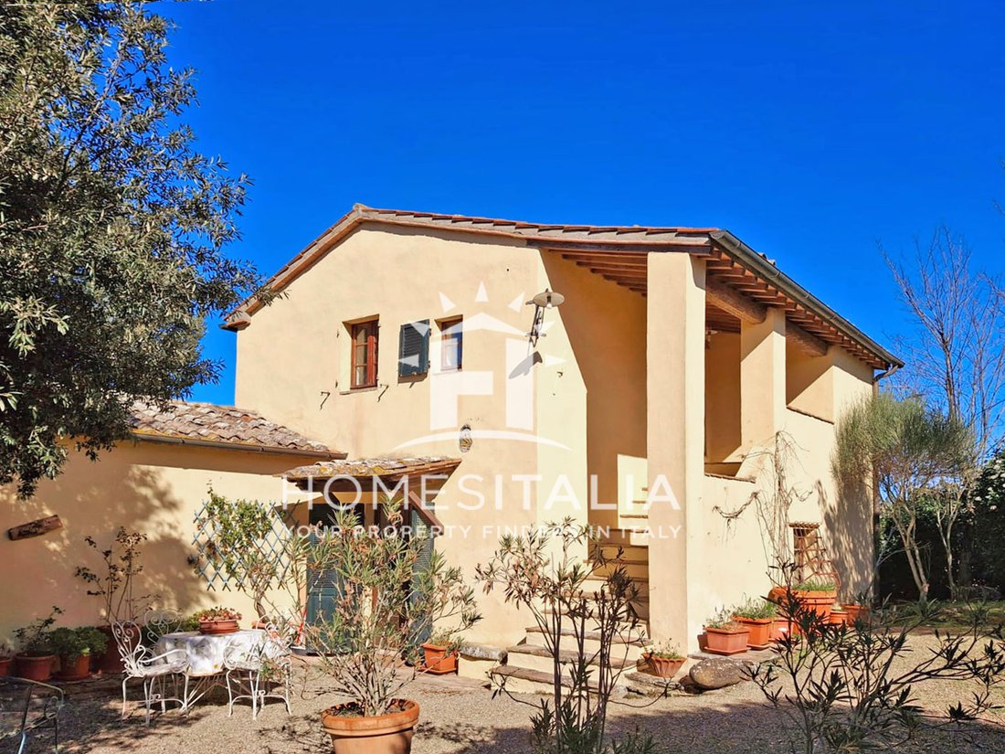 Country House in San Casciano dei Bagni, Tuscany, Italy 1 - 15448736