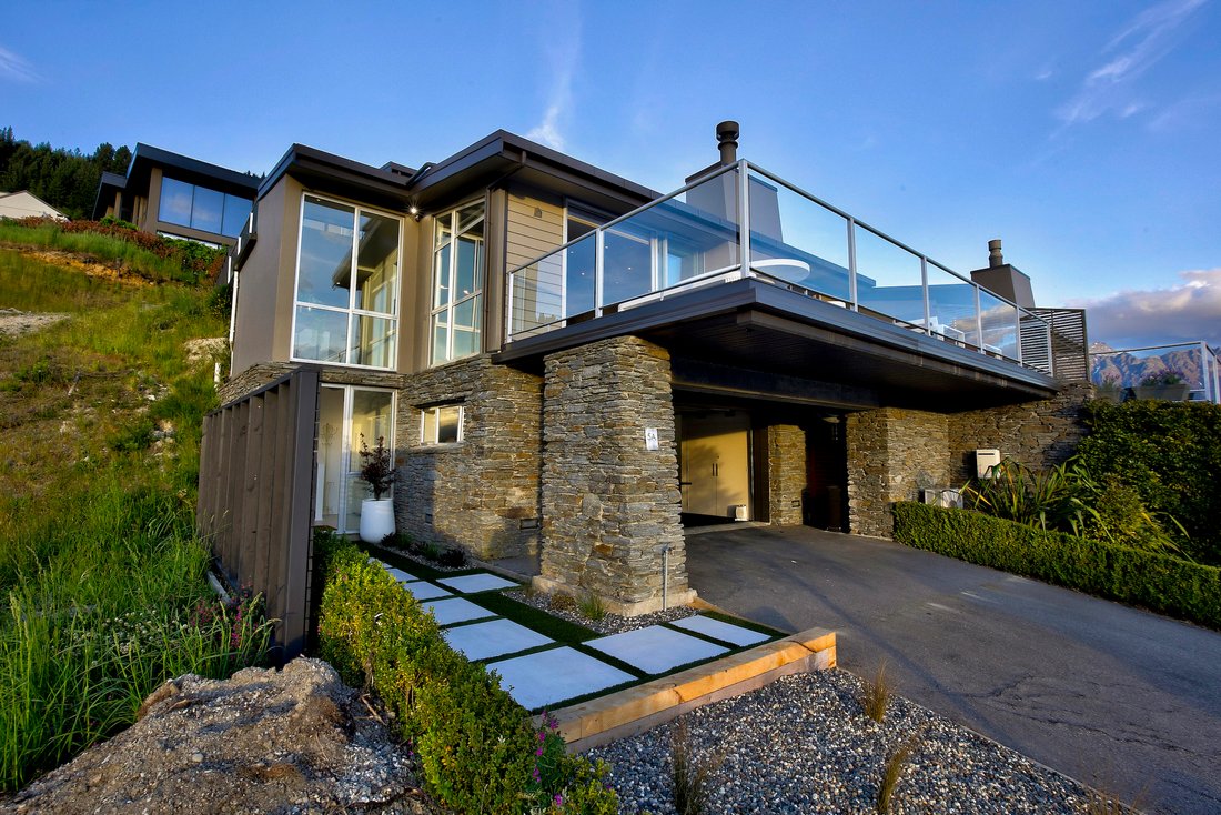 Villa in Queenstown, Otago, New Zealand 5 - 15451824