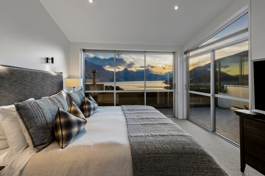 Villa in Queenstown, Otago, New Zealand 3 - 15451824