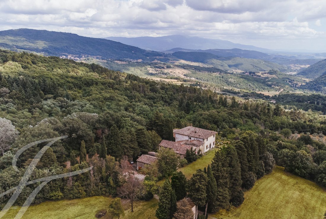 Villa in Pontassieve, Tuscany, Italy 4 - 15444218