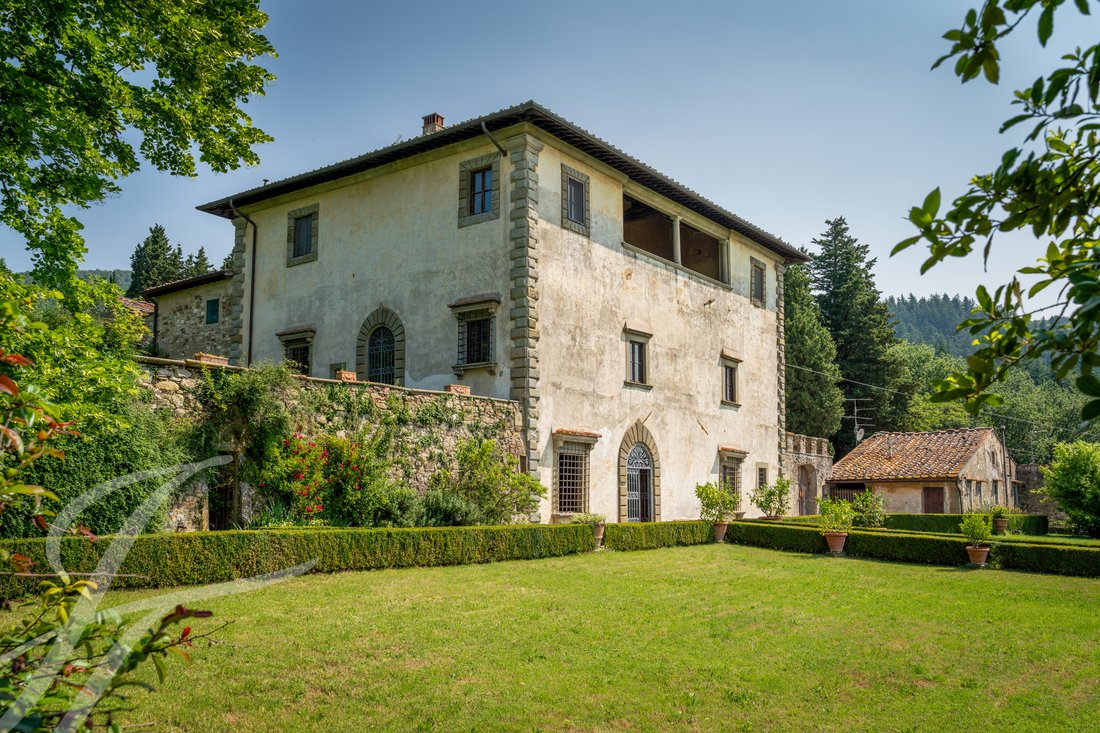 Villa in Pontassieve, Tuscany, Italy 1 - 15444218