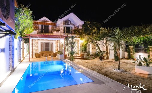 House in Tivat, Tivat Municipality, Montenegro 1