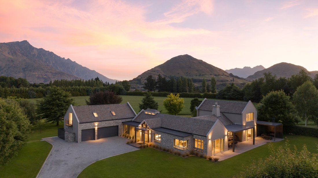 House in Queenstown, Otago, New Zealand 2 - 15451794